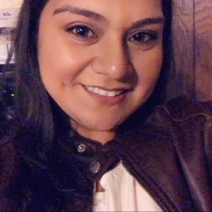 Meet your Posher, Perla